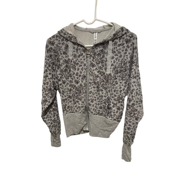Athleta Tops - Athleta grey leopard print zip up size XXS